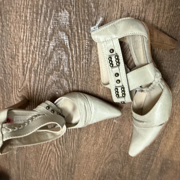 Spiral 8.5 EUC/Newer condition western vibe Seafoam light green Heels (39 EUR) - Picture 7 of 15